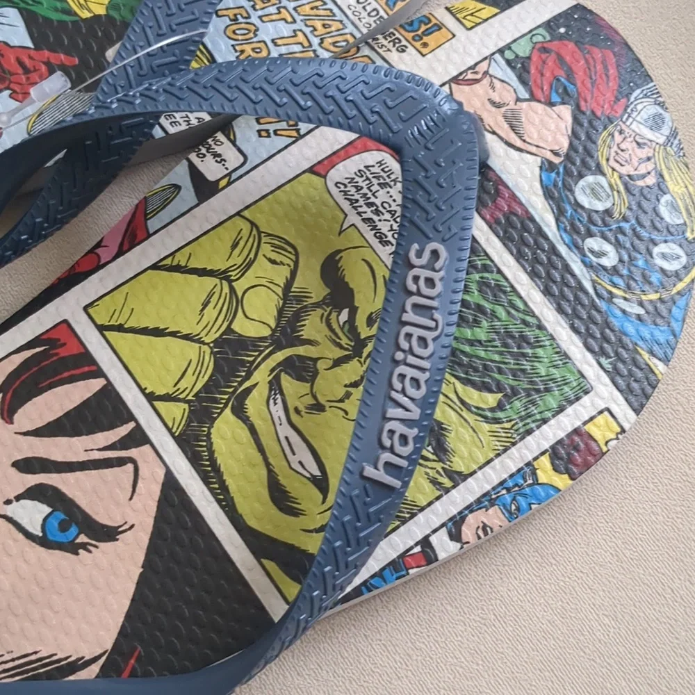 Havaianas x Marvel Comic Series Flipflops Sandals - size 11/12 M
